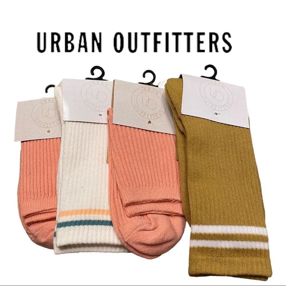 NEW Urban Outfitters UO Women’s Tan Rose White Crew Socks Set of 4